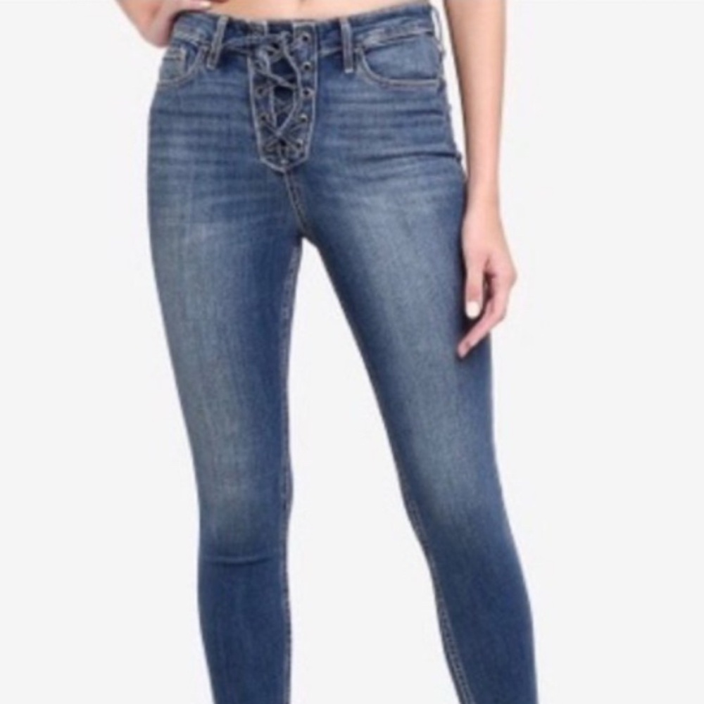 Hollister jeans